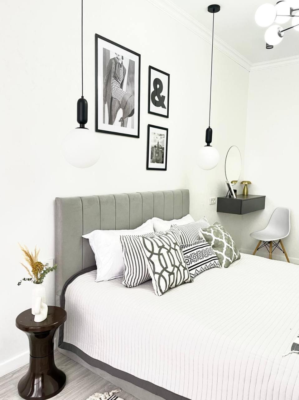 Four Seasons жк возле трц Mega по розыбакиева Daire *
